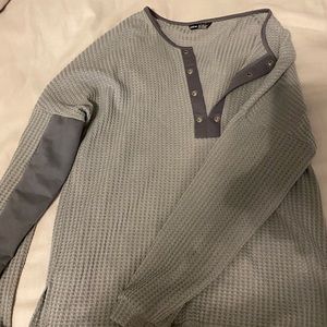 Gray light long sleeve from Shein. Never worn. Perfect condition.